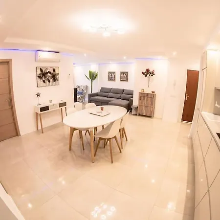Apartment Casa Evita *
